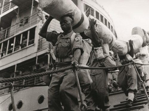 Soldiers of the West African Frontier Force disembarking – WWII